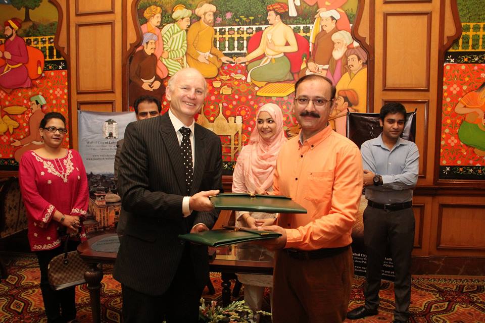 Avari Lahore Again Celebrates Culture And History And Signing The MOU With Walled City Of Lahore Authority.