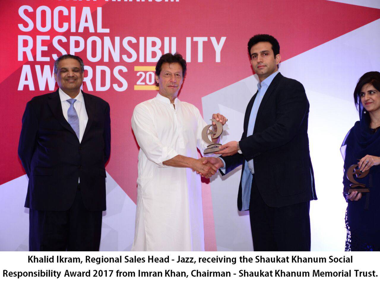 Jazz Wins Shaukat Khanum Social Responsibility Award 2017