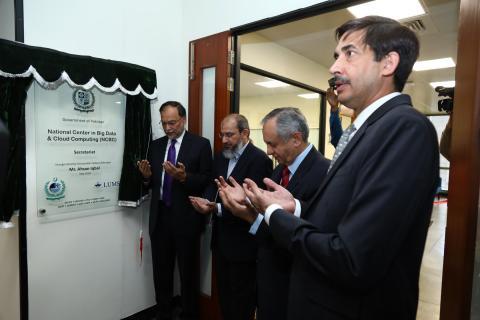 AHSAN IQBAL INAUGURATES PAKISTAN’S 1ST NATIONAL CENTER IN BIG DATA & CLOUD COMPUTING HOUSED AT LUMS