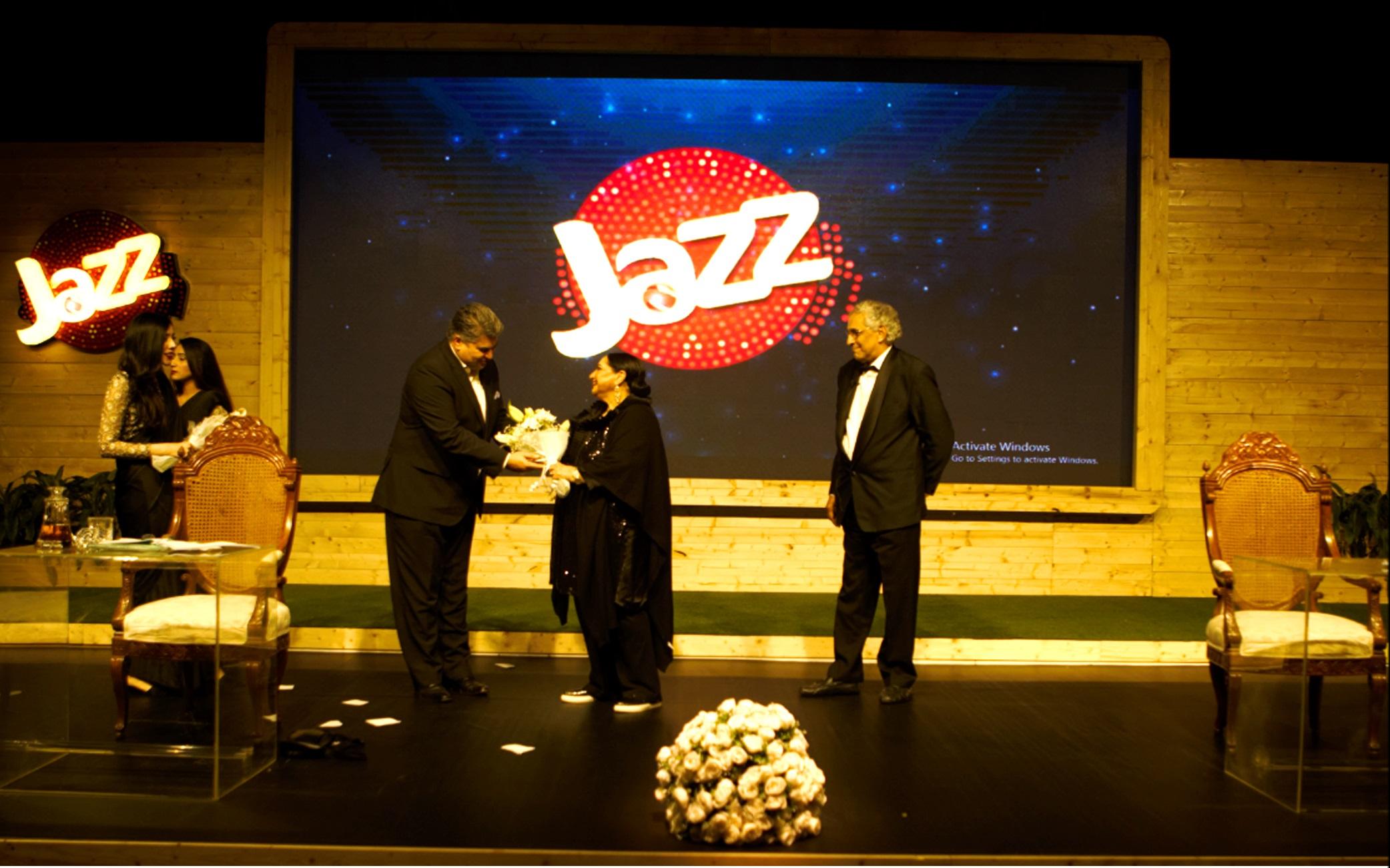 Jazz brings A.R Gurney’s “Love Letters” to Lahore