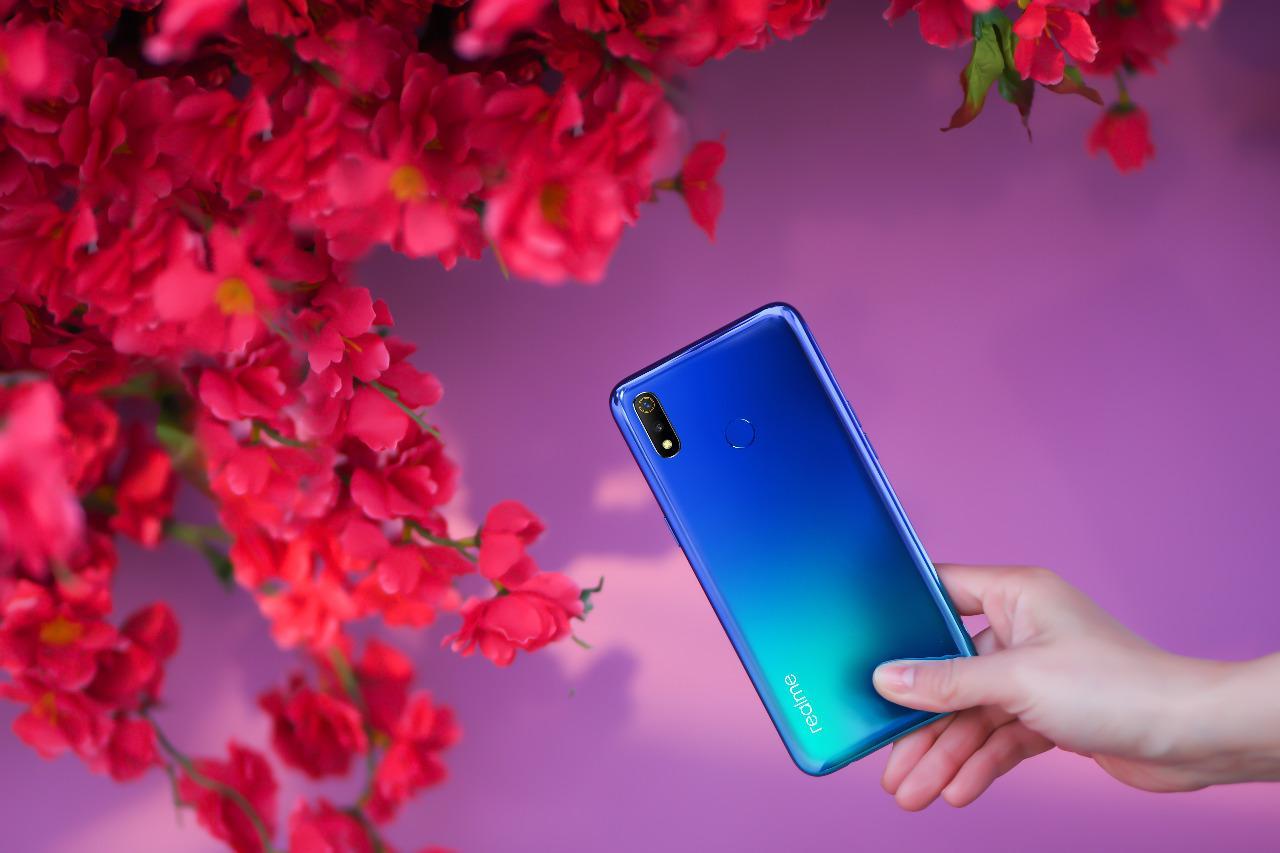 Realme 3 where Power meets Style for the Youth of the Nation