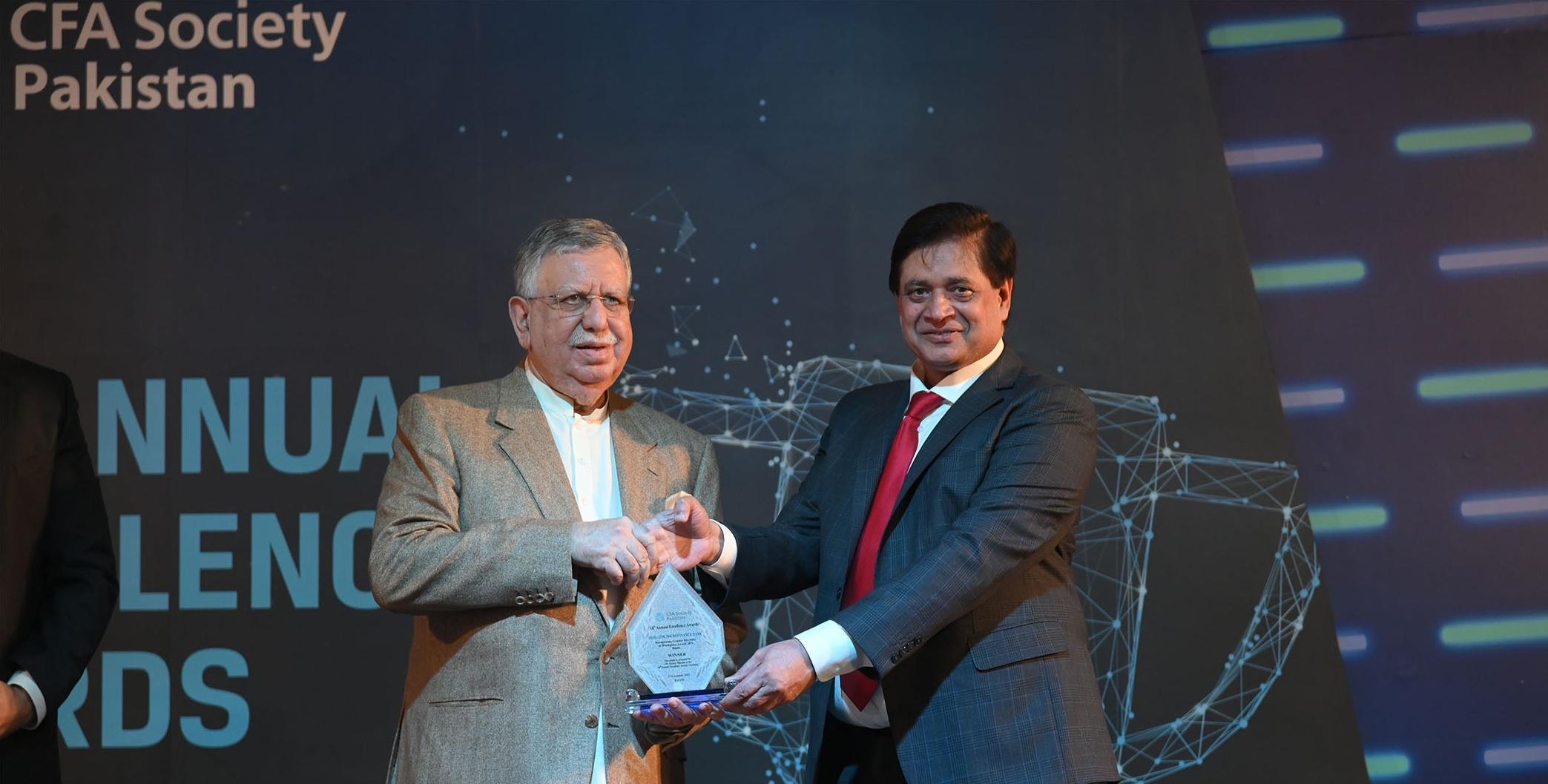 Mobilink Microfinance Bank Bags Gender Diversity at Workplace Award – Banks by CFA Society Pakistan