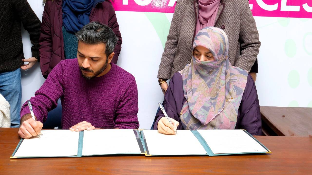 Zong 4G supports Pakistan Bait-ul-Maal to set-up a digital lab at Women Empowerment center