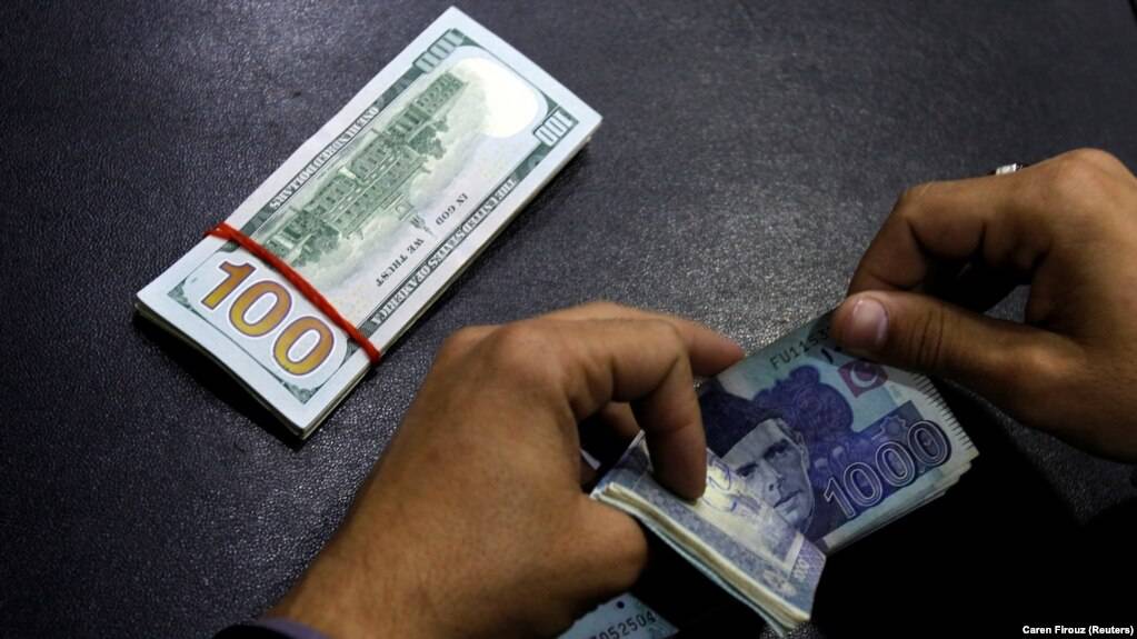 Pakistani Rupee Falls to Record Low Against US Dollar