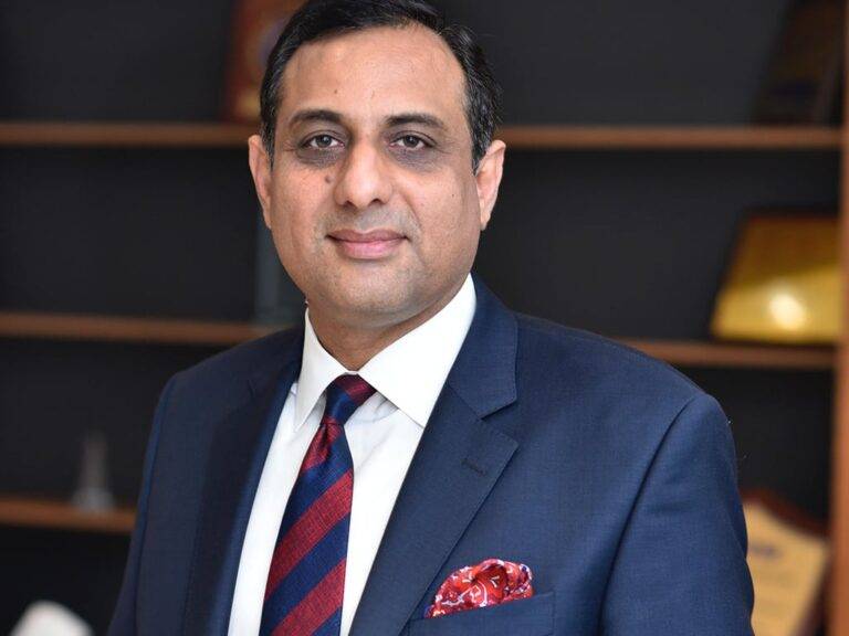 Government Partners with Private Sector to Combat Mobile Phone Smuggling