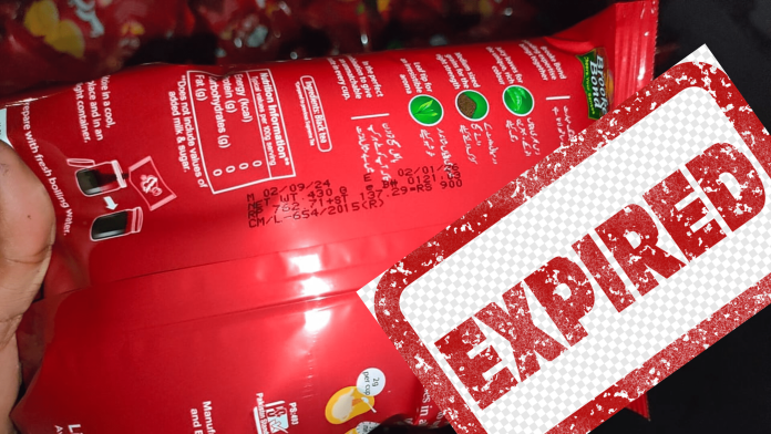 Black Modern Vlogger YouTube Banner (1)