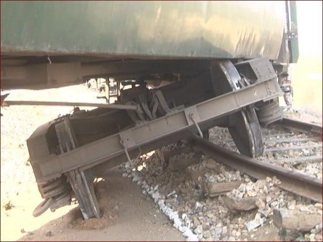 TRAIN DERAILMENT DISRUPTS SERVICES AT KHANEWAL JUNCTION