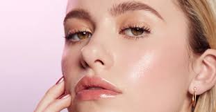 Glass Skin: How to Achieve the Perfect Dewy Look in Pakistan