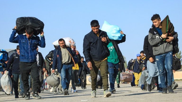 Iran and Pakistan Intensify Deportations of Afghan Refugees