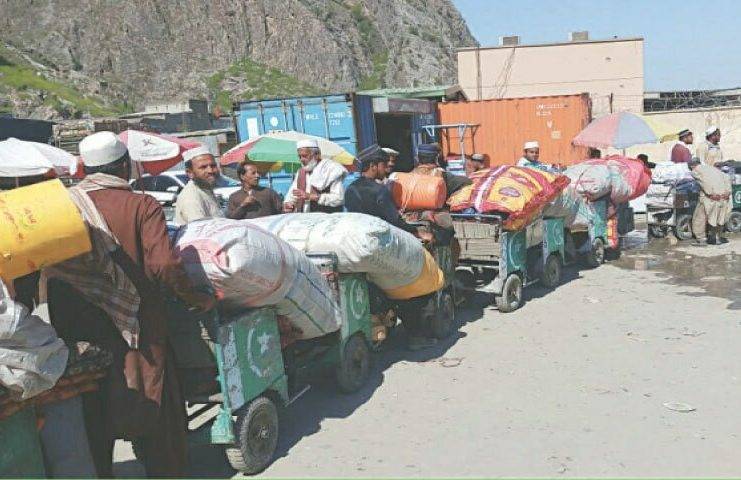 Pakistan Introduces One-Year Multiple-Entry Visas for Afghan Drivers and Transporters