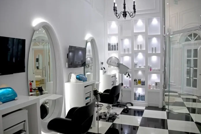 Beauty Salon Business in Lahore | Modern Trends & Investment Guide