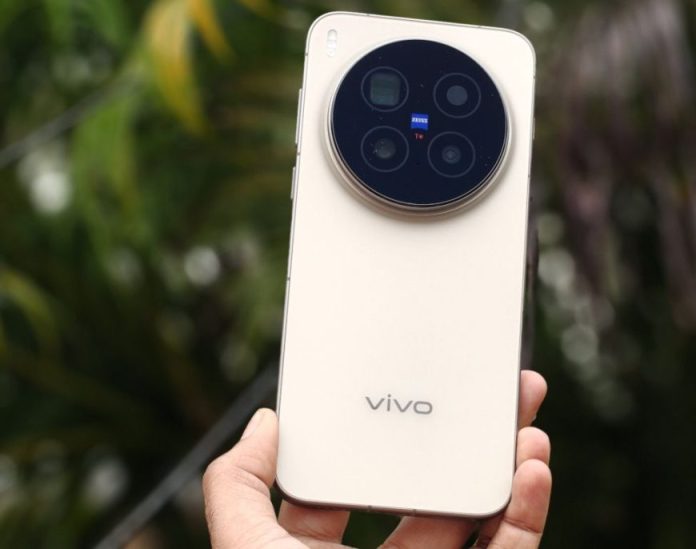 Vivo X300 Review: Camera, Battery and Performance Details