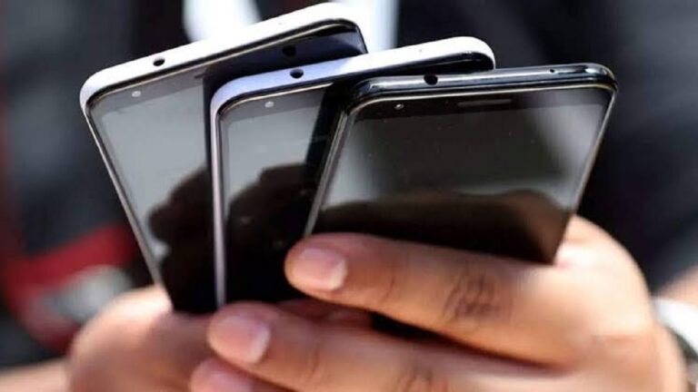 National Assembly Committee Recommends Ending Smartphone Regulatory Duty