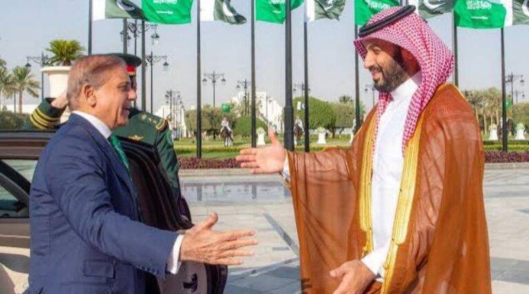 Pakistan to Help Protect Arab World From US-Iran War
