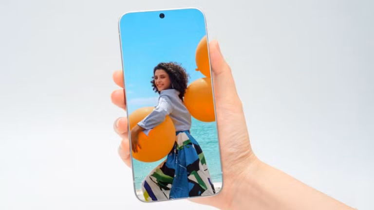 TECNO Shows New 0mm Bezelless Concept Phone