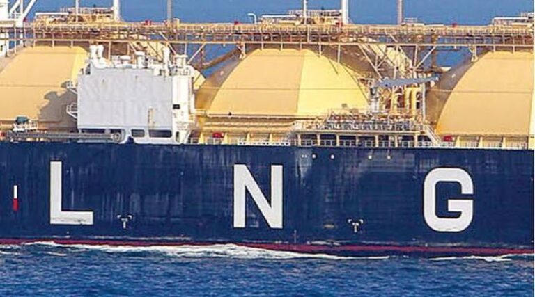 Govt May Allow Private LNG Imports in Pakistan