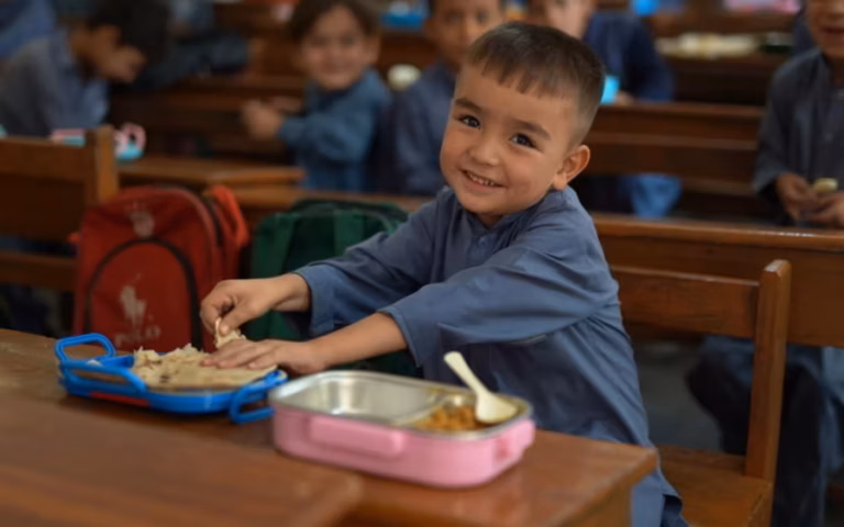 WFP’s ShareTheMeal Campaign Seeks Support for School Meals in Pakistan