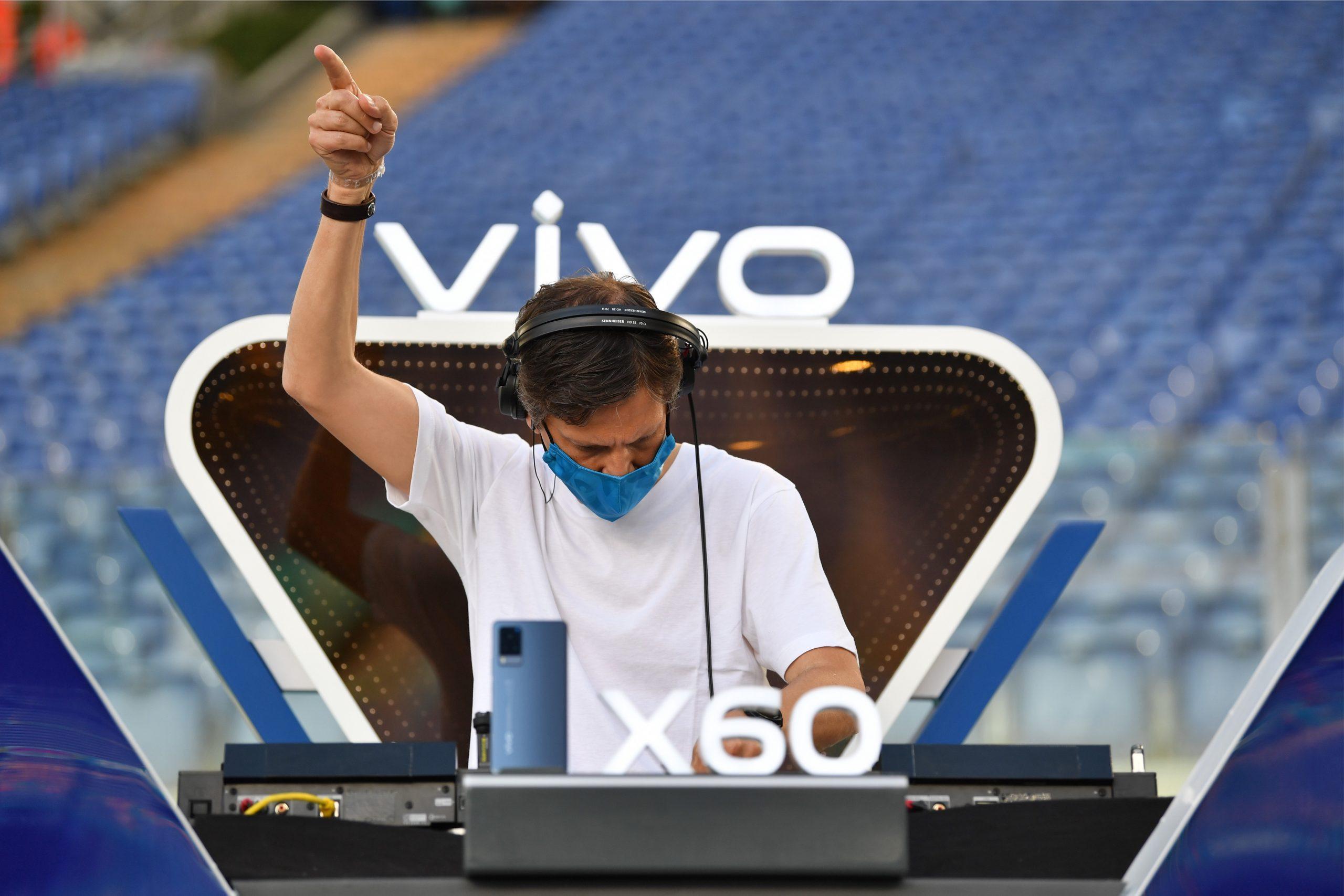 The beautiful moments of UEFA EURO 2020™ made magical by vivo