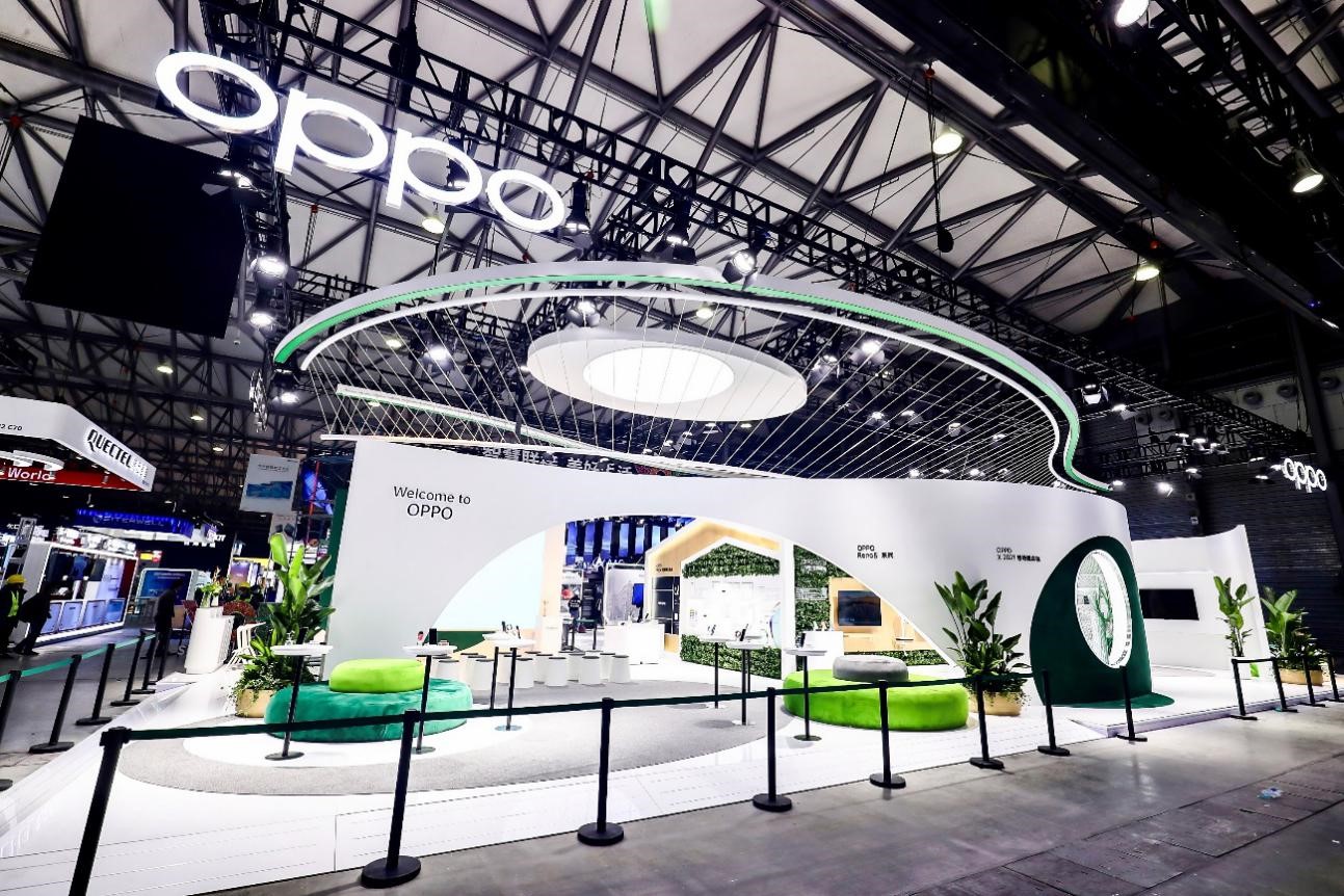 OPPO Exhibits its Vision for an Interconnected Life at MWC 2021 with its Rollable Smartphone and Wireless Air Charging
