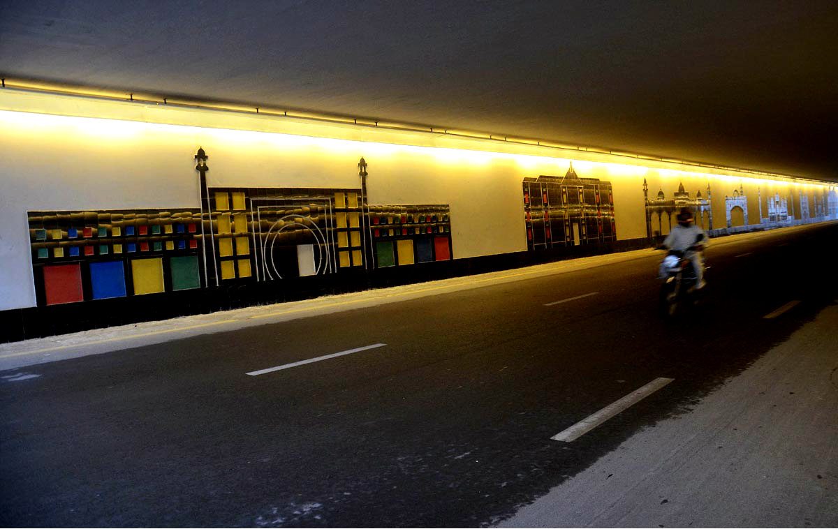 Lahore:A Beautiful Art Design Seen At Harbanspura Underpass