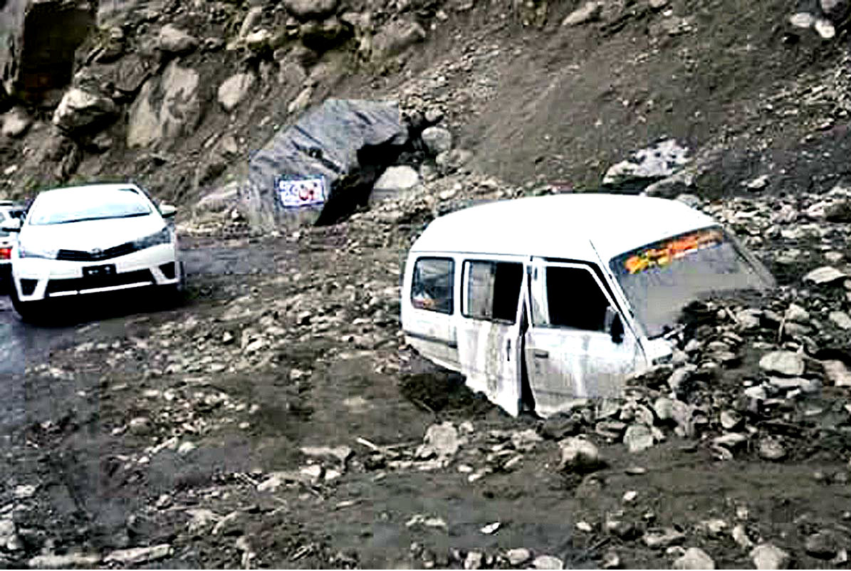 Naran:A Vehicle Is Seen Half Buried In Mud After Landslide